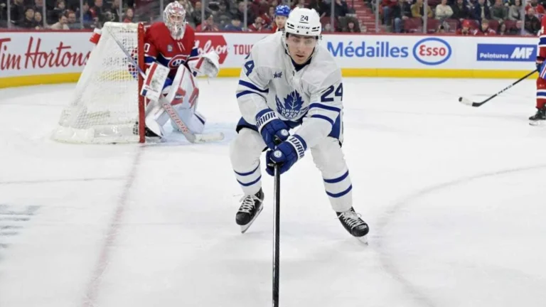 just in:Re-signing F Connor Dewar to a one-year deal, Leafs